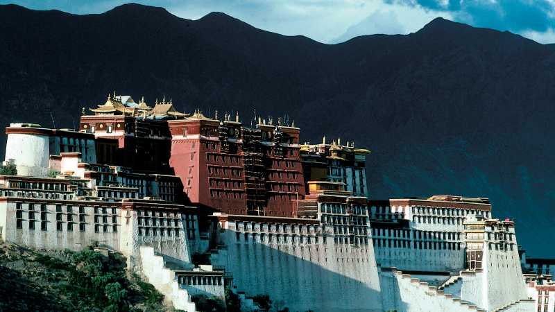 Potala Palace, Lhasa, Tibet | Richard I'Anson