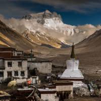 Rongphu Monastery, with Mt Everest in the background | Richard I'Anson