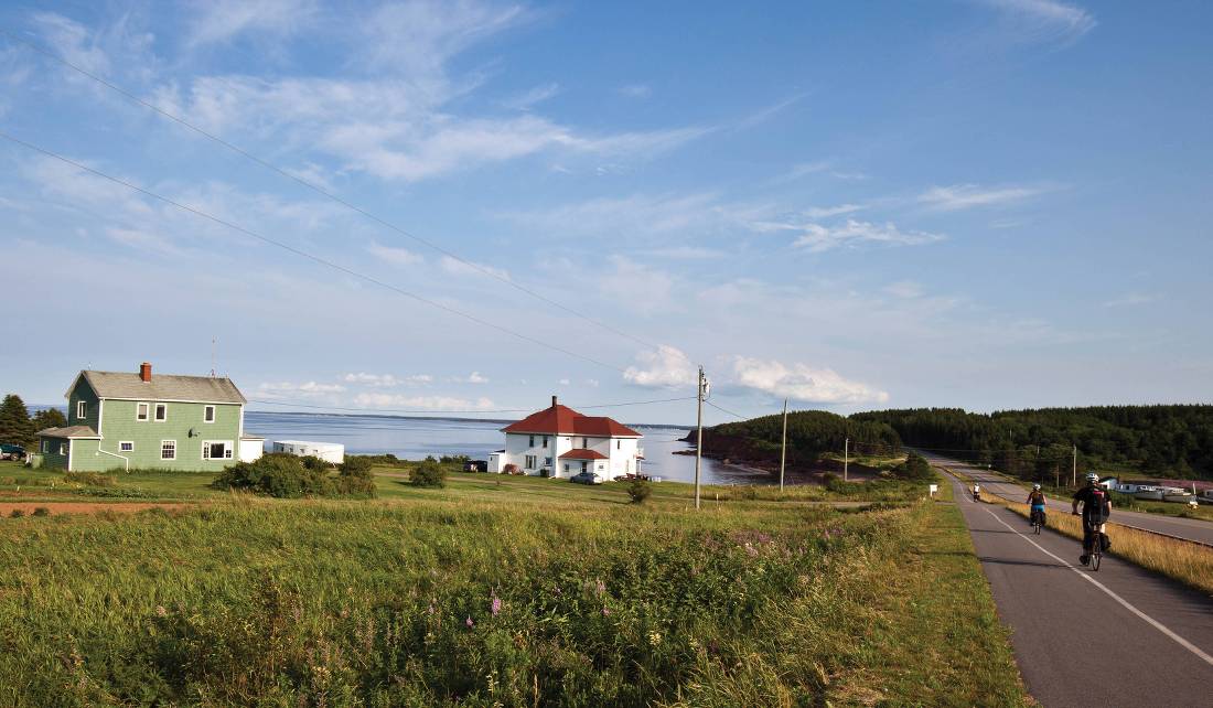 Great cycling along the Gulf Shore Parkway on Northern PEI | <i>Guy Wilkinson</i>