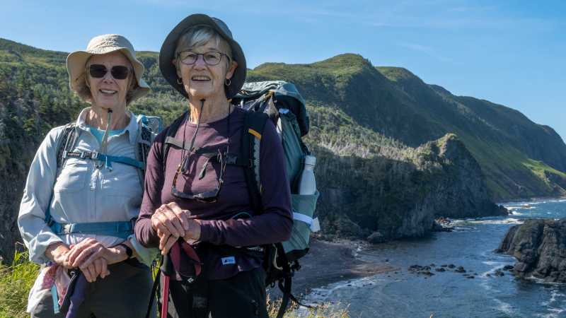 Happy hikers on the coast of Newfoundland | Jenny Wong