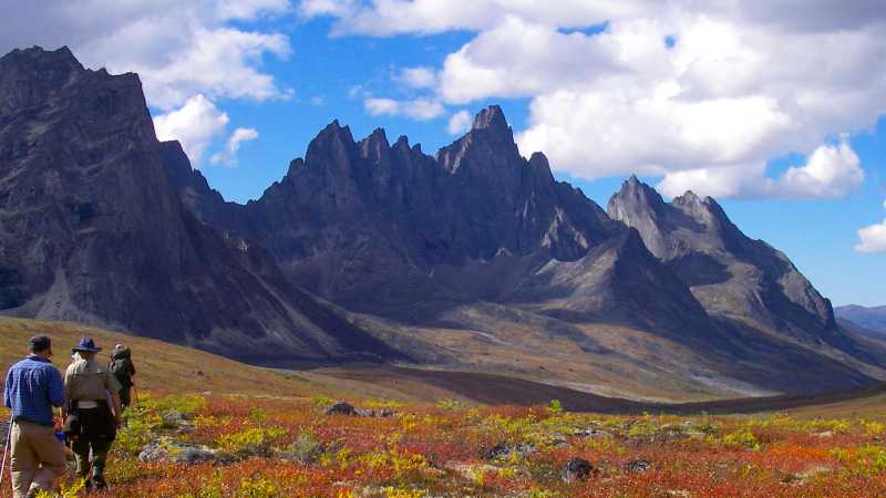 Hikers Trek Amongst the Mountains | Kelly Kurtz photography
