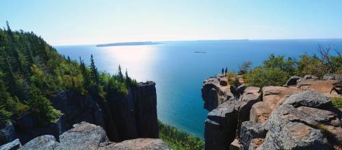 trekking canada