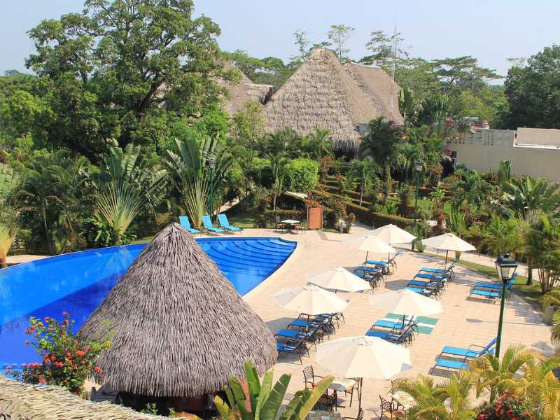 Palenque - Villa Mercedes Palenque
Jungle-edge property positioned for access to Palenque ruins and surrounding nature