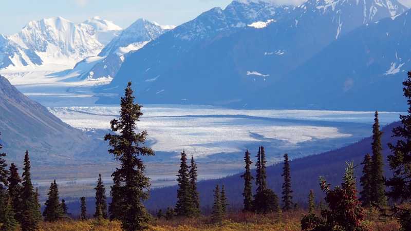 Trekking the beautiful Denali National Park - Great Alaska Adventure, United States
