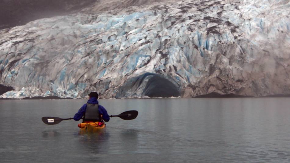 Kayaking through the icy Shoup Bay | Jake Hutchins