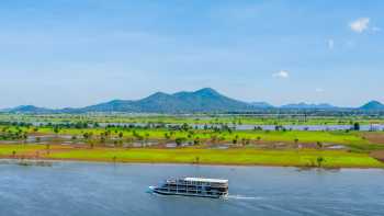 Toum Tiou II Mekong,CriosiTrek Toum Tiou 11 on the Mekong River