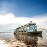 Delfin III is perfect for exploring the Peruvian Amazon in comfort