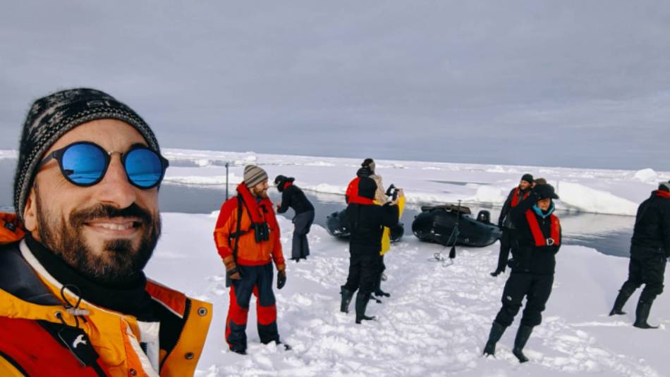 Exploring the ice floe