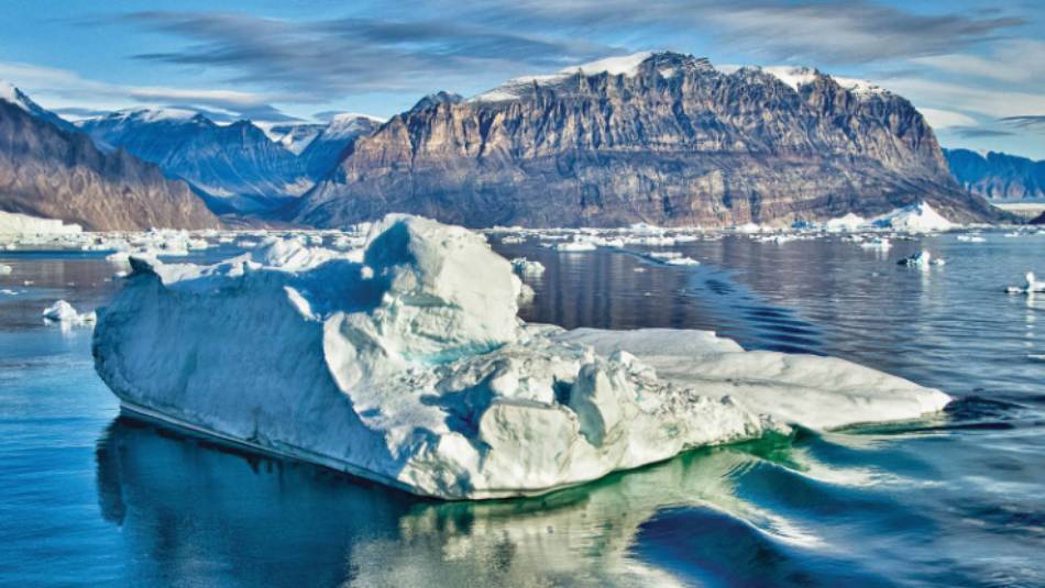 Sublime beauty of Karrat Fjord | © Dennis Minty