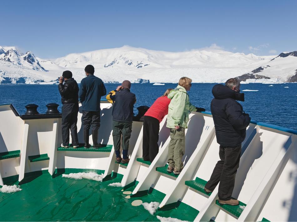 A perfect day in the Antarctic Peninsula -  Photo: Peter Walton