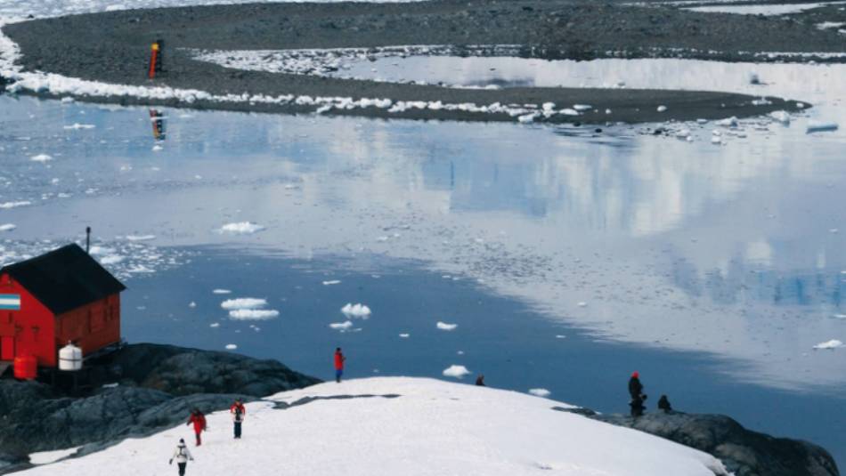 Research station in the Antarctic Peninsula | Scott Pinnegar