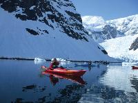 Kayaking in Antarctica -  Photo: Caroline Mongrain