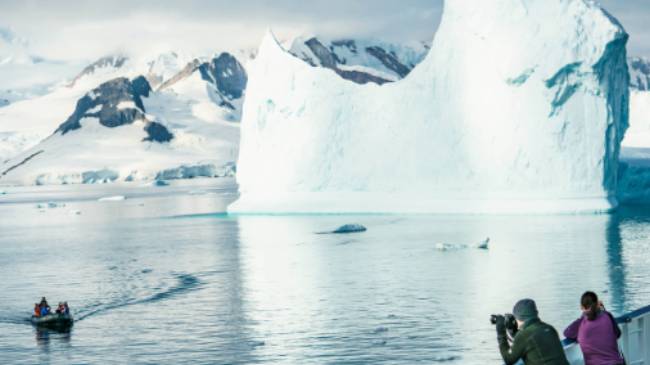 The vast scale of Antarctica | Dietmar Denger