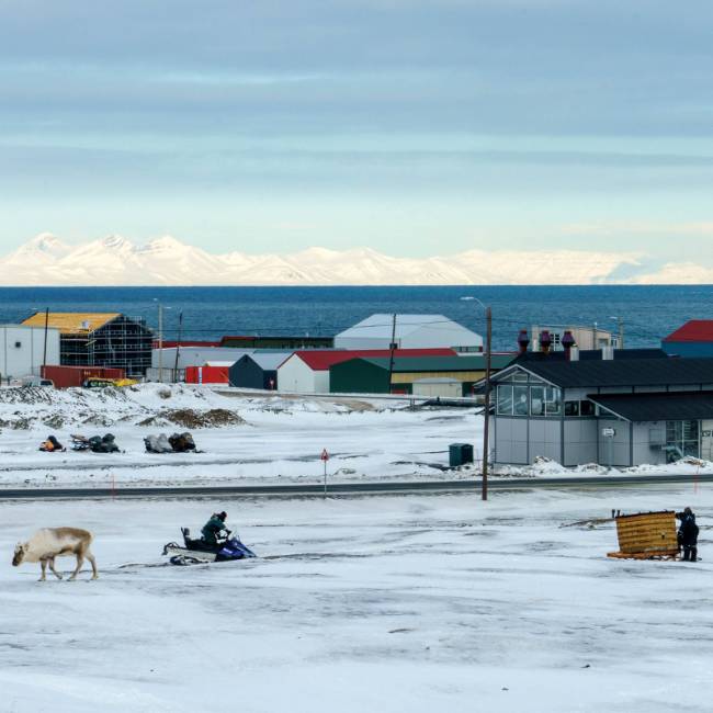 The town of Longyearbyen, Svalbard | Tessa Chan