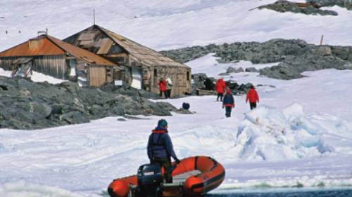 Visiting Mawson's Hut | ©NJRuss