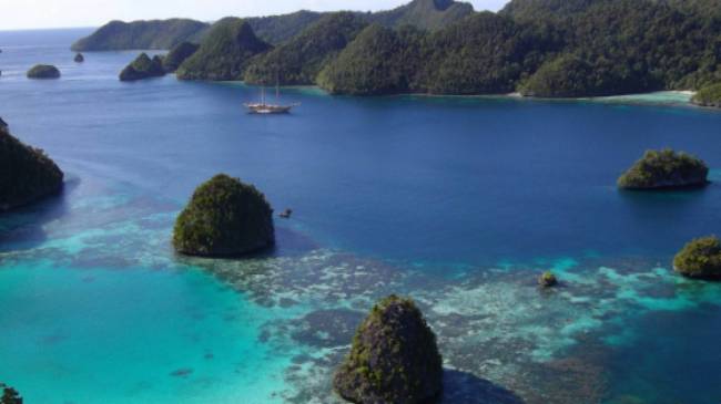 Wayag Islands, Raja Ampat | Issac Wilson