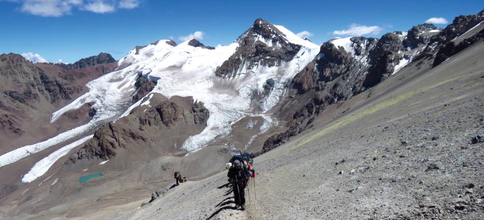 The trail towards Aconcagua |  <i>Angel Armesto</i>