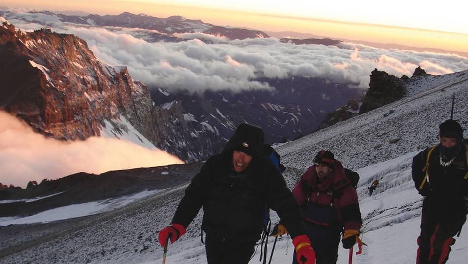 Climbing towards the summit of Aconcagua | Angel Armesto