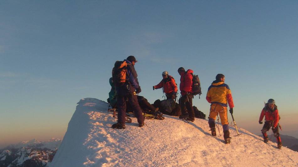 Reaching the summit of Huayna Potosi | Juan Villarroel