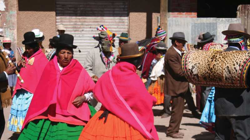 Local ladies in La Paz | Nigel Leadbitter