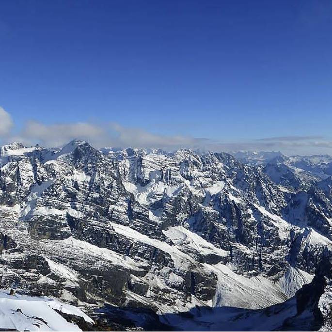 Views from the summit of Pequeno Alpamayo in Bolivia | Anthony Bohm