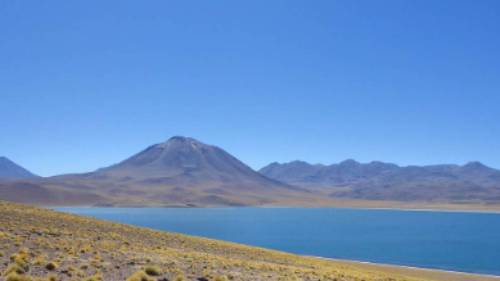 As the largest supply of sodium nitrate in the world, Atacama desert is littered with brightly coloured lakes