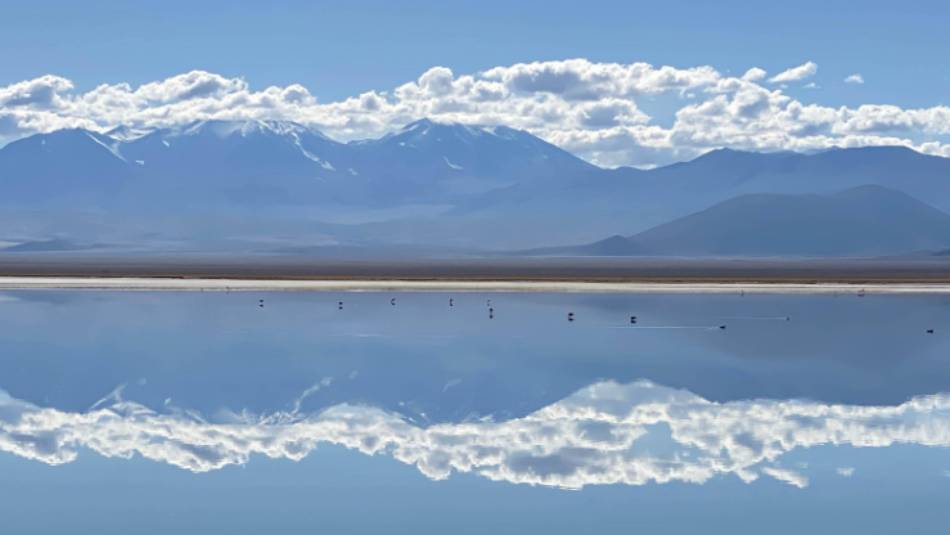 Magnificent lakes in Chile near Ojos Del Salado Volcano | Lydia Bradey