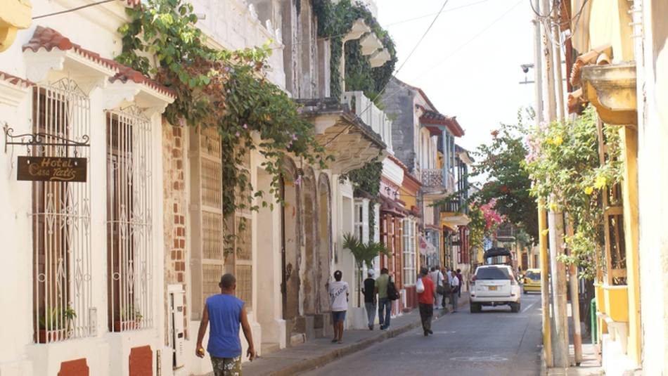 Stroll through the historic Old Town in Cartegena