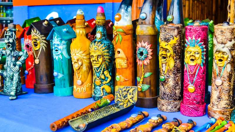 Colourful handicrafts at the Otavalo markets