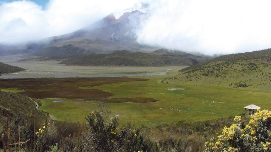 Vast country side of Quito Cotopaxi | Marta Ticha