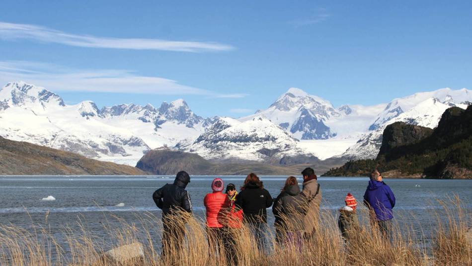 Exploring the beautiful Ainsworth Bay with Australis