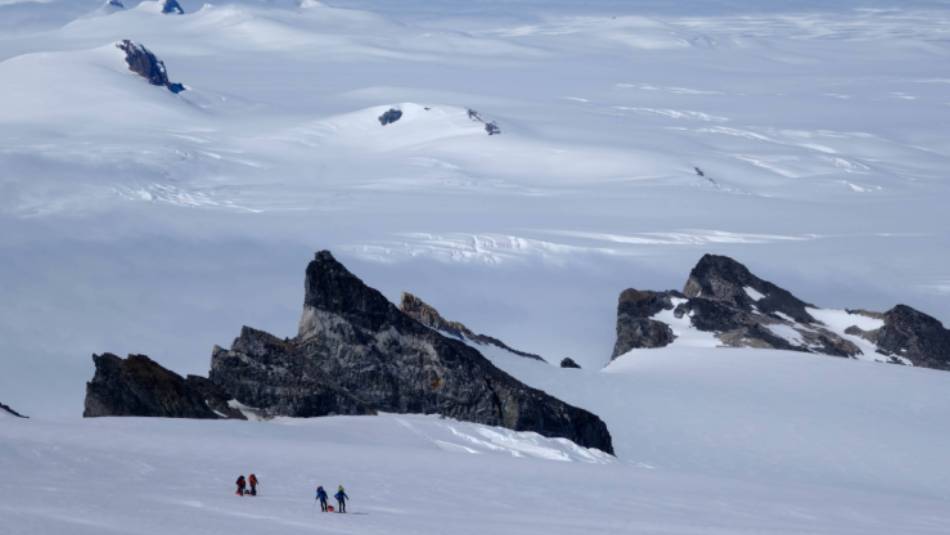 Ascending towards San Valentin in Patagonia. | Soren Kruse Ledet