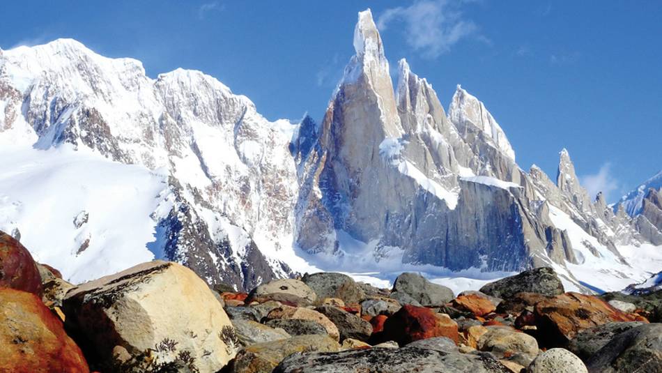 Beautiful views of Cerro Torre peak in Patagonia | Sue Badyari