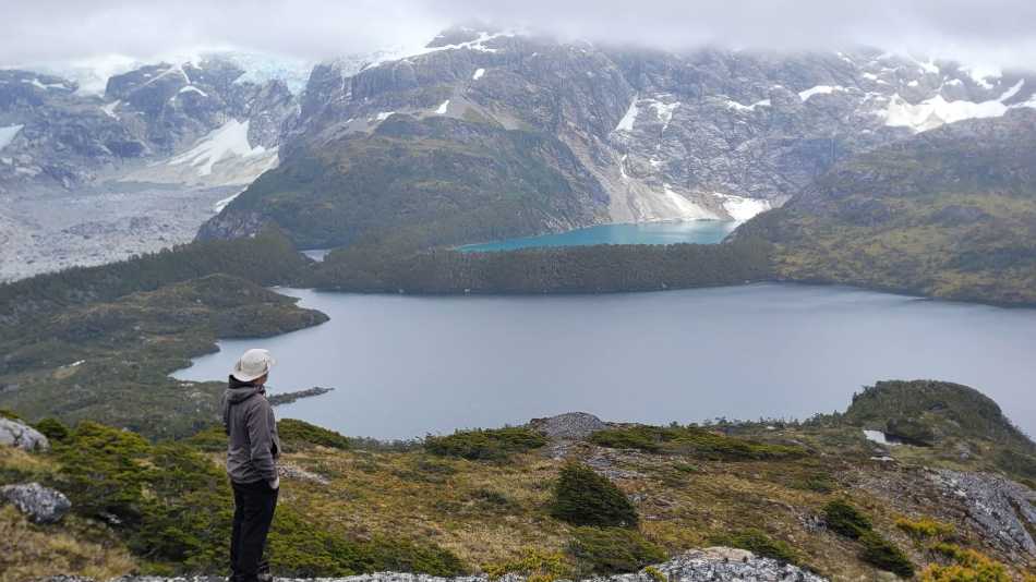 High-altitude trails with unmatched glacier views