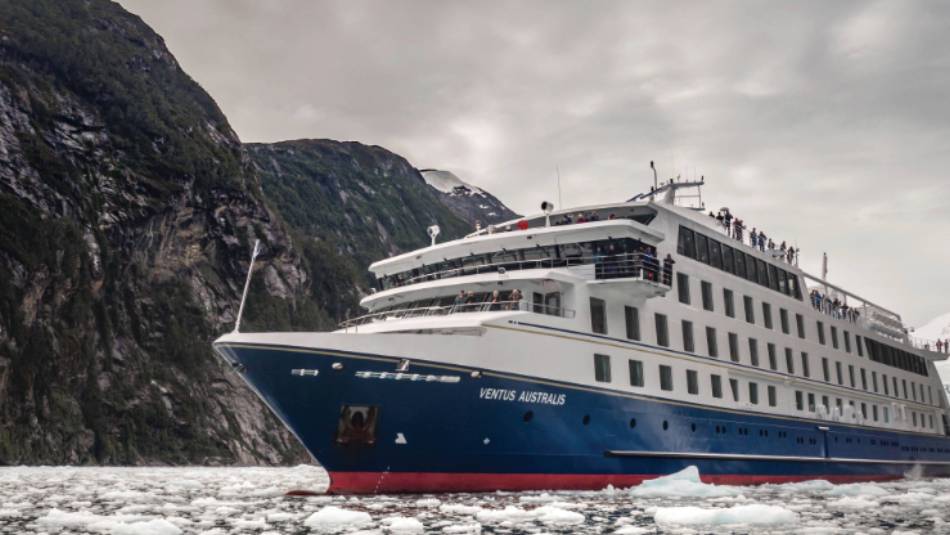 Ventus Australis sailing through pack ice
