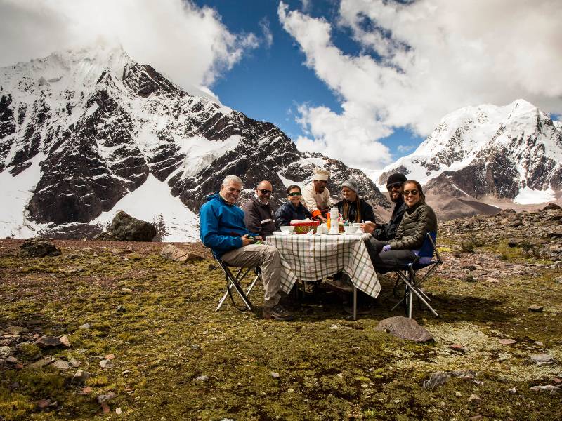 A picnic lunch on the Ausangate Trek