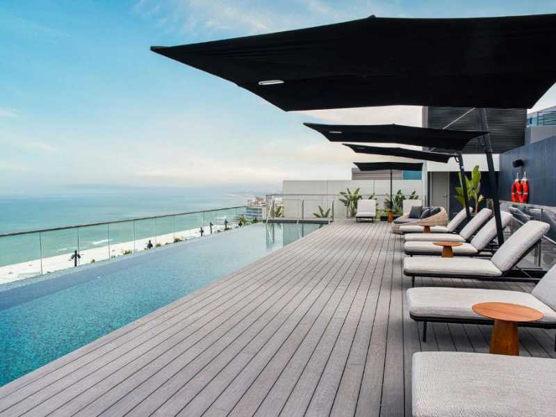 Lima Hotel Indigo Lima Miraflores by IHG rooftop pool | Lima Hotel Indigo Lima Miraflores by IHG