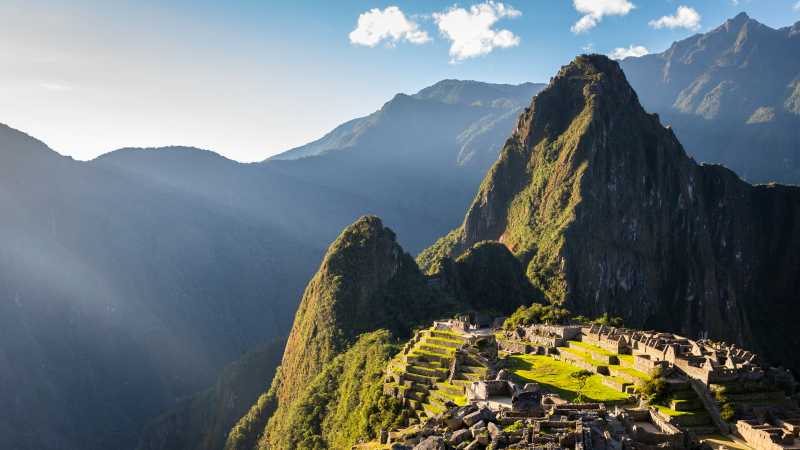 Breathtaking colours over the vibrant Machu Picchu | Richard I'Anson