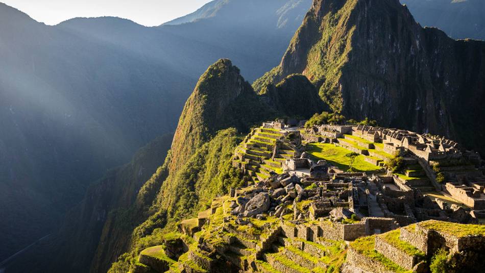 Breathtaking colours over the vibrant Machu Picchu | Richard I'Anson