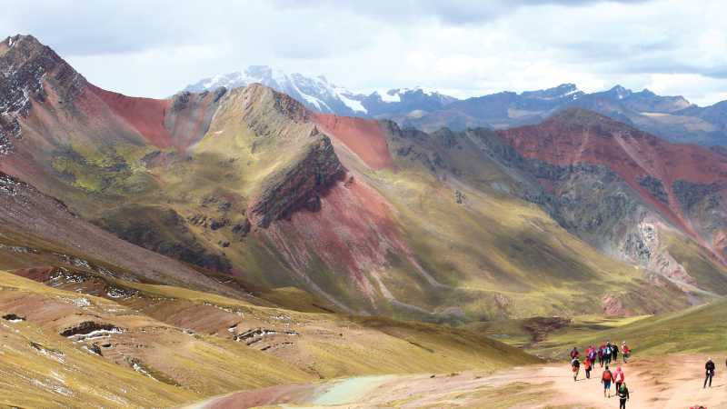 Landscape views as we explore Rainbow Mountain | Karina Merkel