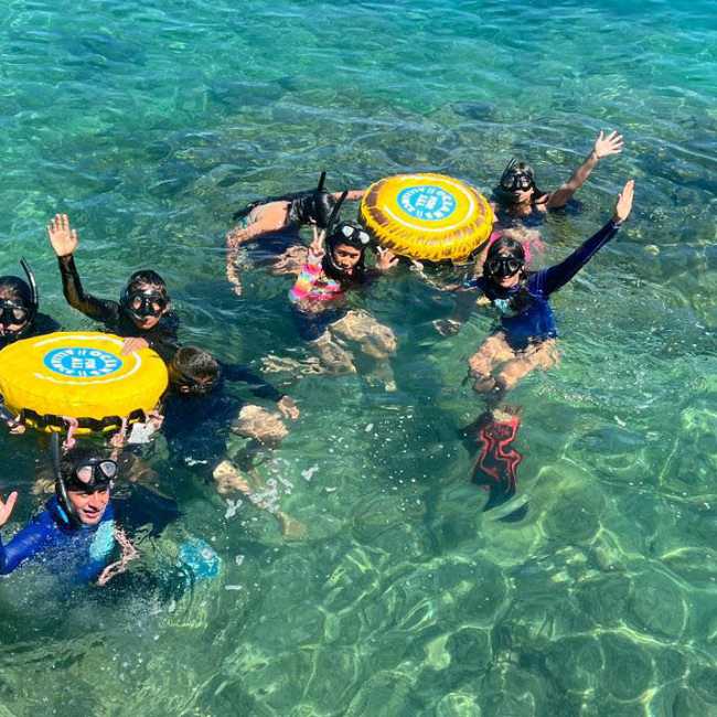 Year seven students on an excursion in Galapagos | Noémi d'Ozouville