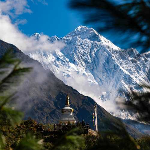 Himalayan Trekking & Cultural Adventure Tours | World Expeditions