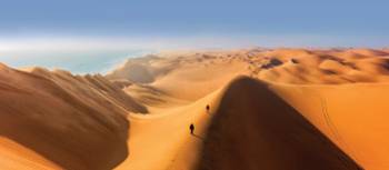 The sand dunes of Sossusvlei are the highest in the world
