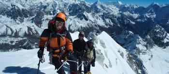 Ascending Kyajo Ri with spectacular views of the Himalaya | Tim Macartney-Snape