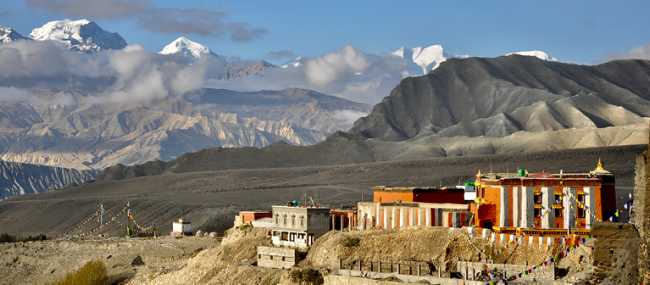 Sweeping views across Tsarang Dzong in Mustang | Garry Weare