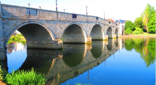 tourhub | Walkers' Britain | Thames Path East 