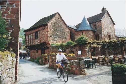 tourhub | UTracks | Highlights of the Dordogne by Bike 